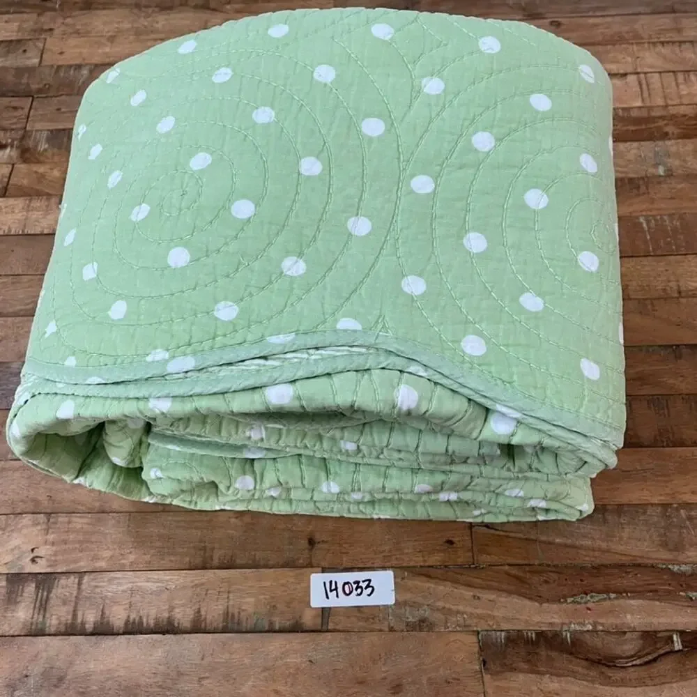 Mint Green Polka Dot Full Size Quilt Coverlet Spiral Stitching